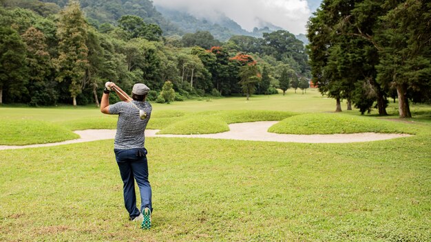 Mastering the Perfect Golf Swing